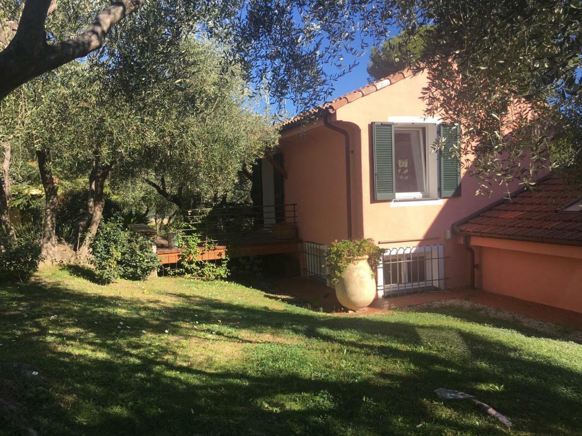 La Casa Di Fedra Villa Imperia Buitenkant foto